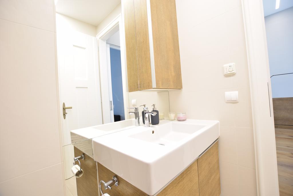 Luxury Apartment By Hi5 - Szervita Suite Βουδαπέστη Εξωτερικό φωτογραφία