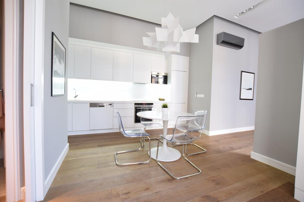 Luxury Apartment By Hi5 - Szervita Suite Βουδαπέστη Εξωτερικό φωτογραφία