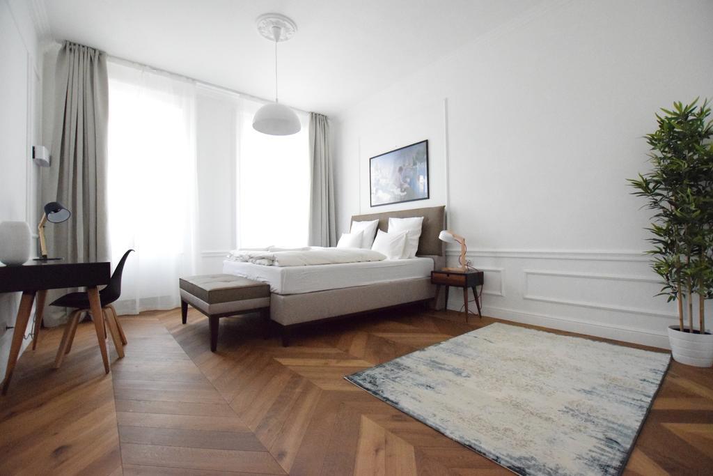 Luxury Apartment By Hi5 - Szervita Suite Βουδαπέστη Εξωτερικό φωτογραφία